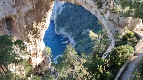 Capri Campania Italy Березня 2022 Overview Natural Arch — стокове відео
