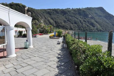 Forio, Campania, İtalya - 13 Mayıs 2022: Giardini Poseidon Termal Parkı girişi