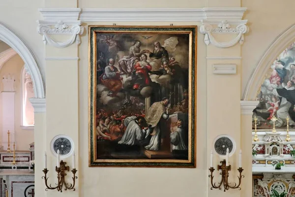 Anacapri, Campania, Italia 12 marzo 2022: Piazza Diaz 'da Interno della seicentesca Chiesa di Santa Sofia