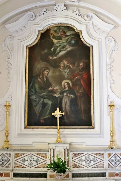 Anacapri, Campania, Italia 12 marzo 2022: Piazza Diaz 'da Interno della seicentesca Chiesa di Santa Sofia