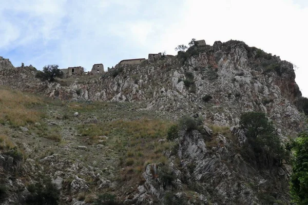 San Severino Campania Italy September 2022 Ερείπια Του Εγκαταλελειμμένου Μεσαιωνικού — Φωτογραφία Αρχείου
