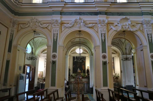 Praiano Kampania Włochy Października 2022 Wnętrze Xvi Wiecznego Kościoła San — Zdjęcie stockowe