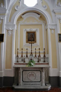 Praiano, Campania, İtalya - 2 Ekim 2022: 16. yüzyıl San Luca Evangelista Kilisesi