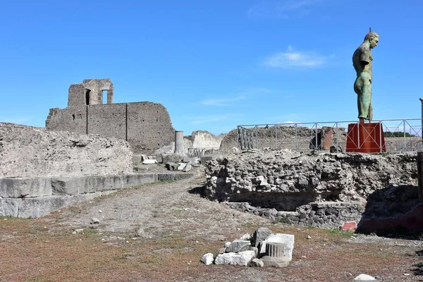 Pompeya Campania Italia Octubre 2021 Colosal Escultura Bronce Dédalo Realizada —  Fotos de Stock