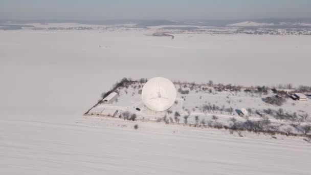 Aerial View Space Communication Station Snow Covered Field Sunny Winter — Stock videók