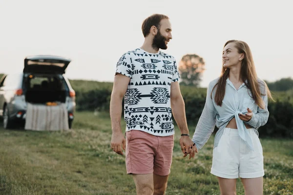 Middle Aged Couple Enjoying Road Trip Caucasian Man Woman Walking — Stock Photo, Image