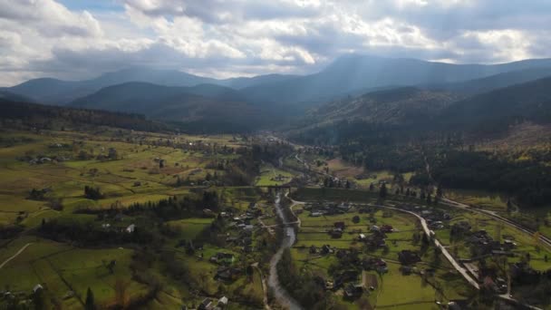 Sun Rays Break Clouds Ukrainian Village Aerial View Scenic Carpathian — Stock Video