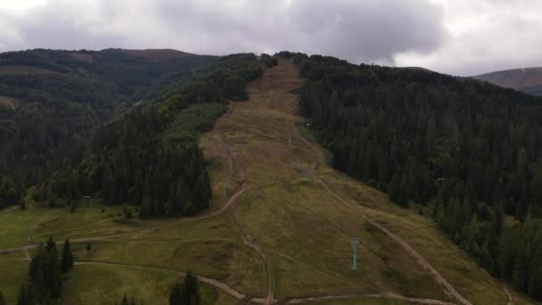 Aerial Footage Drone Flies Forwards Cable Lifts Carpathian Mountain Early — Stock Video