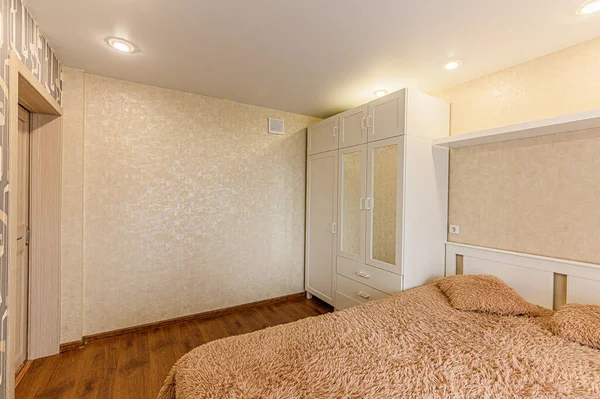 俄罗斯 莫斯科 2020年5月3日 室内公寓 现代明亮舒适的氛围 一般清洁 家居装修 准备出售房屋 — 图库照片