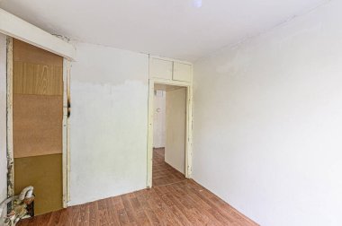 Russia, Moscow- May 15, 2020: interior room apartment rough repair for self-finishing. interior decoration, bare walls of the premises, stage of construction