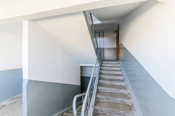 俄罗斯 莫斯科 2020年5月16日 室内公寓 住宅入口 楼梯走廊 — 图库照片