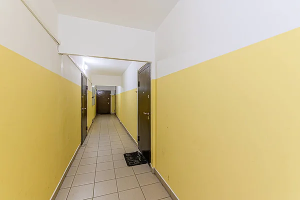 Rússia Moscou Maio 2020 Quarto Apartamento Interior Lugar Público Entrada — Fotografia de Stock