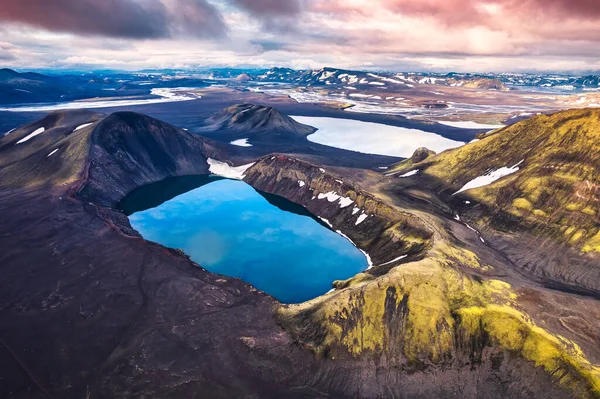 Hnausapollur Blahylur Volcano Crater Blue Pond Icelandic Highlands Sunset Summer — Stockfoto