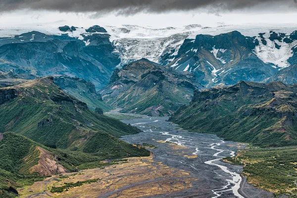 아이슬란드의 여름철에는 눈덮인 아이슬란드 지대에 — 스톡 사진