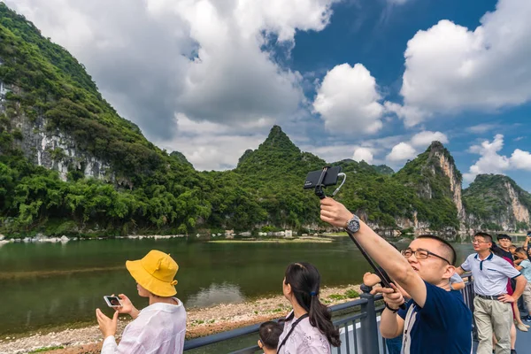 Yangshuo China August 2019 Chinese Tourists Taking Selfie Pictures While — Stock Photo, Image