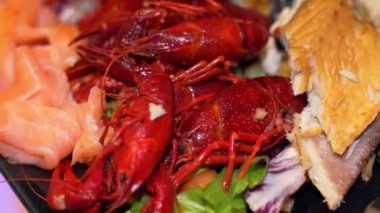 Büfe, yemek hazır.