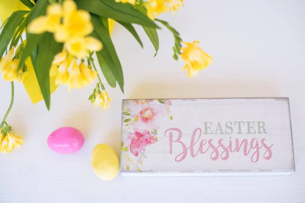 Easter Background Wooden Plaque Inscription English Easter Blessing Bright Colored — Stock Photo, Image