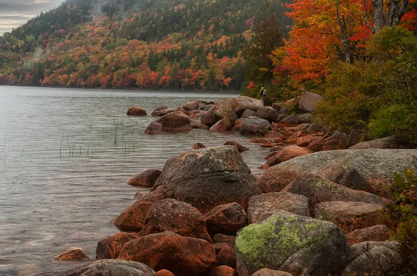 Otoño Brillante Lago Las Montañas Parque Nacional Acadia Estados Unidos — Foto de Stock