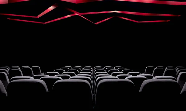 Sala de concertos, sala de cinema com luzes apagadas e bancos macios. — Fotografia de Stock