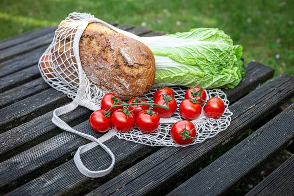 Tomatoes Cabbage Bread Shopping Bag Wooden Surface — Stock Photo, Image