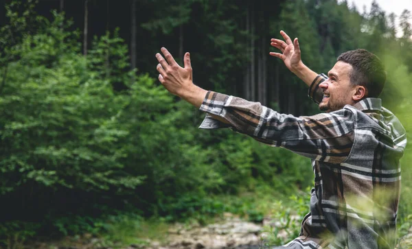 Young Man Plaid Shirt Forest River Enjoys Nature Wildlife — Stockfoto