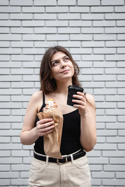 Attractive Young Woman Croissant Coffee White Brick Wall Background Snack — 스톡 사진