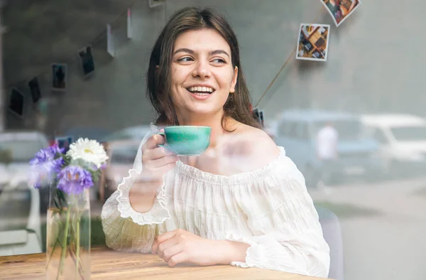 Beautiful Young Woman Glass Window Cafe Cup Coffee View Street — стоковое фото