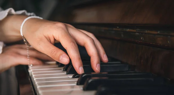 Female Hands Play Old Wooden Piano Close — стоковое фото