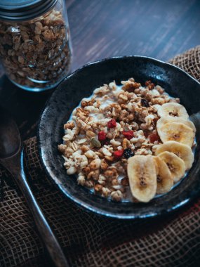 Sabah için lezzetli mısır gevreği.