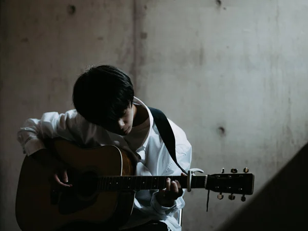Persona Que Toca Guitarra — Foto de Stock