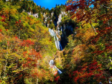Hokkaido 'daki Hagoromo Şelalesi