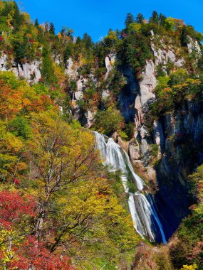 Hokkaido 'daki Hagoromo Şelalesi