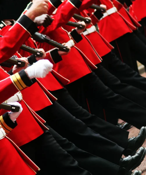 Marching Guardsmen London England — Stock Photo, Image