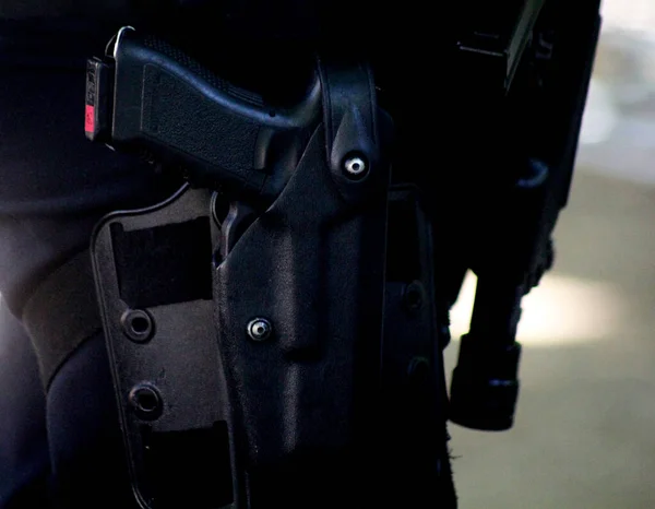 Вооружённый Полицейский Лондона — стоковое фото