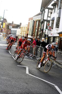 Londra 'dan Kingston' a Londra 'dan Surrey İngiltere' ye