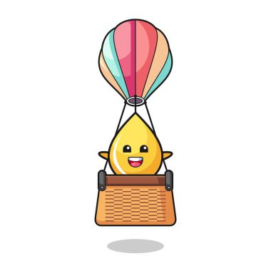 Bal damlası maskotu sıcak hava balonuna biniyor, şirin tasarım.