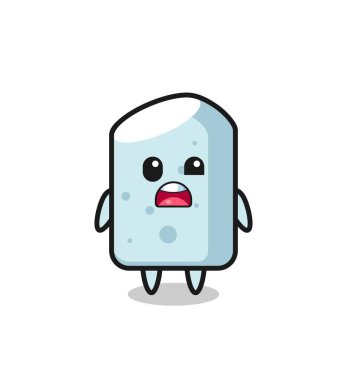 Sevimli tebeşir maskotunun şok olmuş yüzü, şirin tasarım.