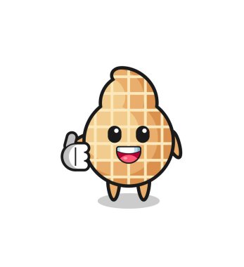 Fıstık maskotu başparmak hareketi yapıyor, şirin tasarım