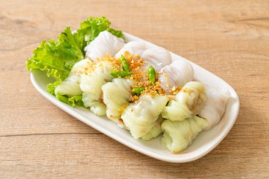 ( Kow Griep Pag Mor) Domuz buğulama pirinç paketleri ya da pilav kabuklu börekler