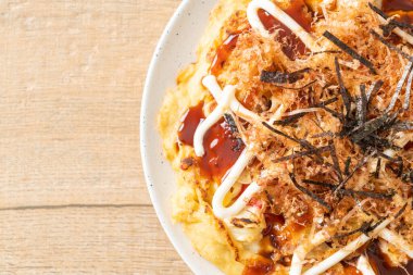 Japon Geleneksel Pizzası Okonomiyaki - Japon yemek tarzı