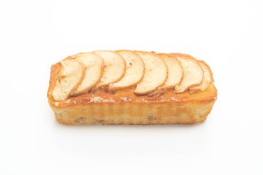 Elma ekmeği parçalanmış kek beyaz arka planda izole edilmiş.