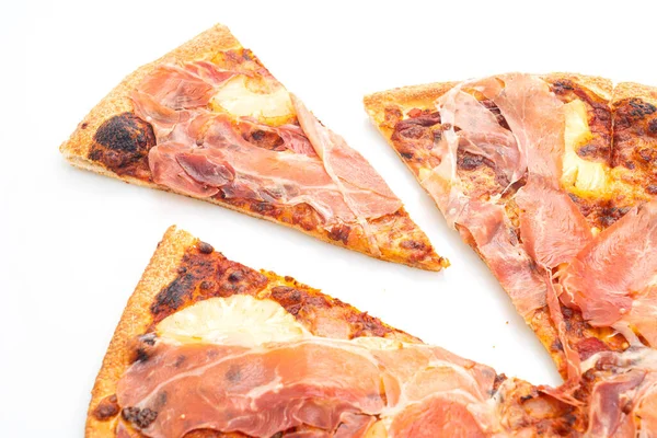 Pizza Prosciutto Lub Pizzą Szynki Parmeńskiej Izolowaną Białym Tle — Zdjęcie stockowe