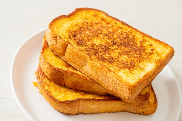 Franse Toast Wit Bord Voor Het Ontbijt — Stockfoto