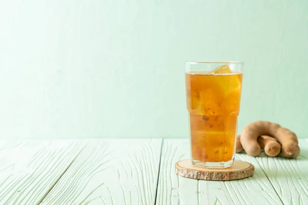 Delicioso Suco Tamarindo Bebida Doce Cubo Gelo Estilo Bebida Saudável — Fotografia de Stock
