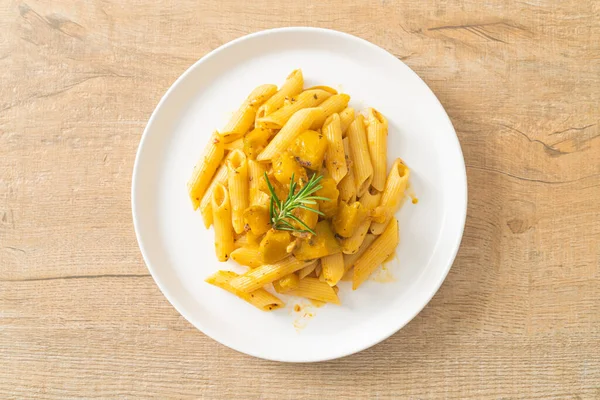 Pumpkin Penne Pasta Alfredo Sauce Vegan Vegetarian Food Style — Stock Photo, Image