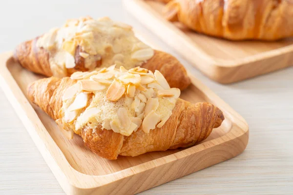 Croissant Cream Almonds Wood Plate — Stock Photo, Image