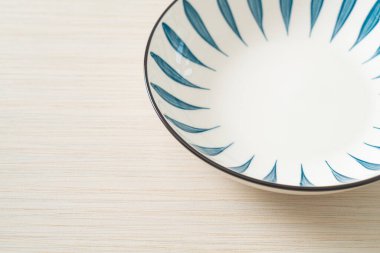 boş güzel ve eski seramik plaka kopya alanı ile