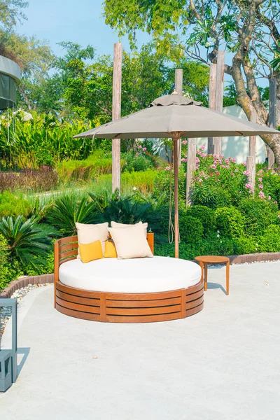 Pillows Outdoor Patio Chair Umbrella Garden — Stockfoto