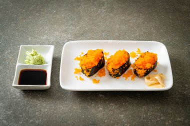 Ebiko Suşi ya da Karides Yumurtalı Suşi - Japon yemek tarzı