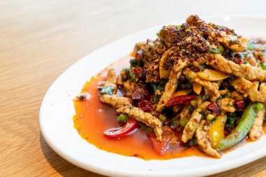 Çin usulü kızarmış domuz ve Mala Chili.